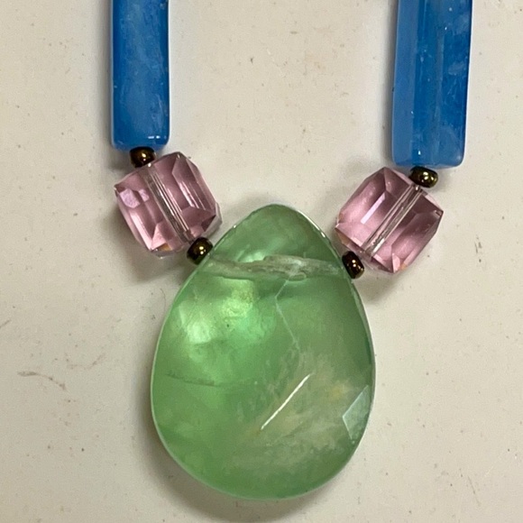 Emily Ray Shell Necklace - Picture 7 of 7